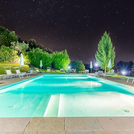 La Ferriera Exclusive Resort - Pool & Waterfall Loro Ciuffenna Bagian luar foto