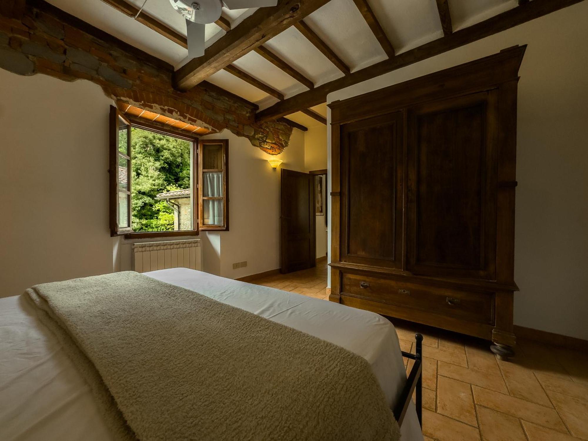 La Ferriera Exclusive Resort - Pool & Waterfall Loro Ciuffenna Bagian luar foto
