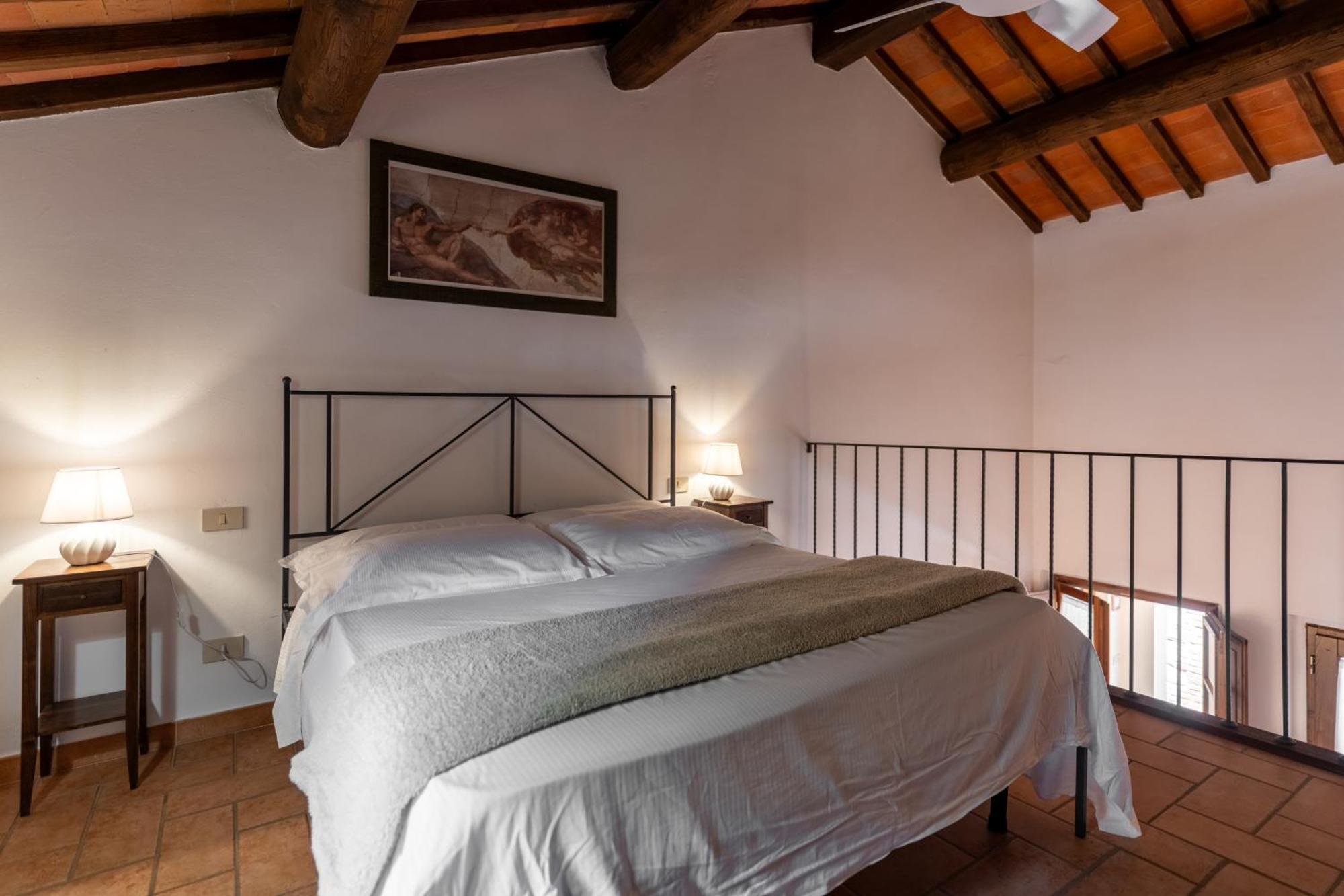 La Ferriera Exclusive Resort - Pool & Waterfall Loro Ciuffenna Bagian luar foto